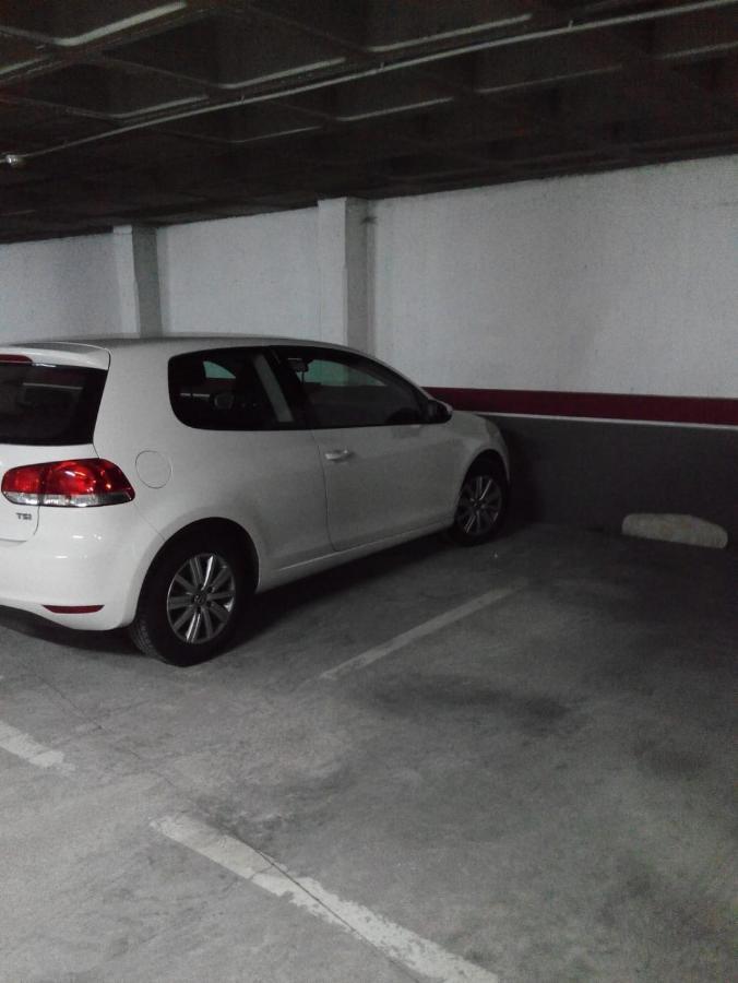 Apartamento Mota-2 Huca-Los Prados; Parking Y Wifi Gratis Oviedo Ngoại thất bức ảnh