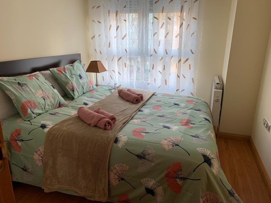 Apartamento Mota-2 Huca-Los Prados; Parking Y Wifi Gratis Oviedo Ngoại thất bức ảnh
