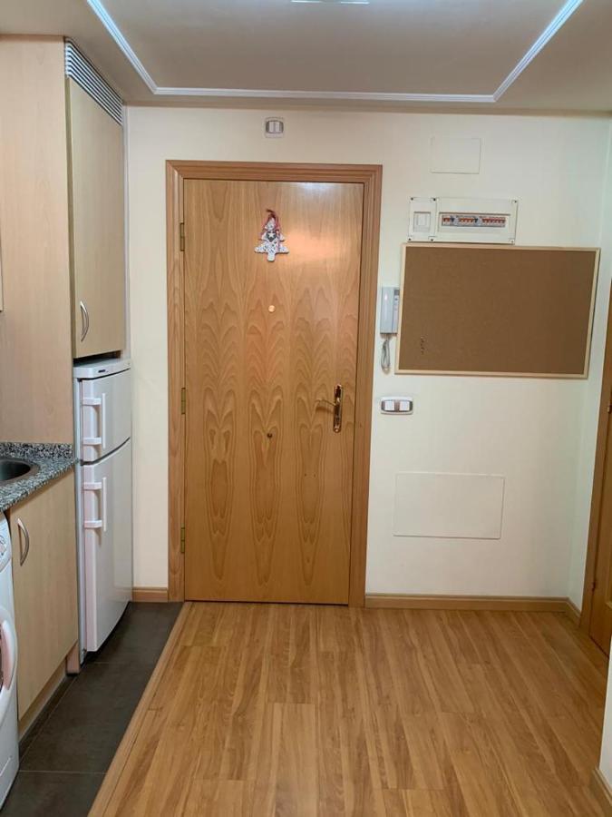 Apartamento Mota-2 Huca-Los Prados; Parking Y Wifi Gratis Oviedo Ngoại thất bức ảnh