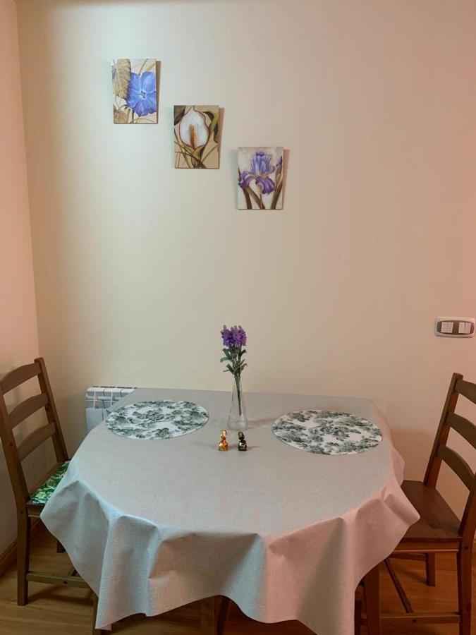 Apartamento Mota-2 Huca-Los Prados; Parking Y Wifi Gratis Oviedo Ngoại thất bức ảnh