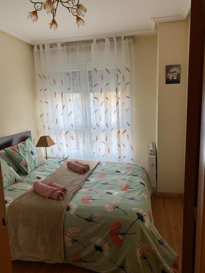 Apartamento Mota-2 Huca-Los Prados; Parking Y Wifi Gratis Oviedo Ngoại thất bức ảnh